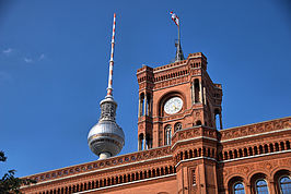 Bernhard Saalfeld - Rote Rathaus.jpg